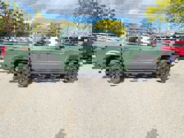 New 2026 Nissan Frontier PRO-4X image 2