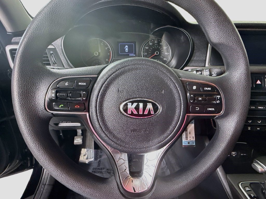 Used 2018 Kia Optima LX w/ 17" Alloy Wheels Package FWD image 12