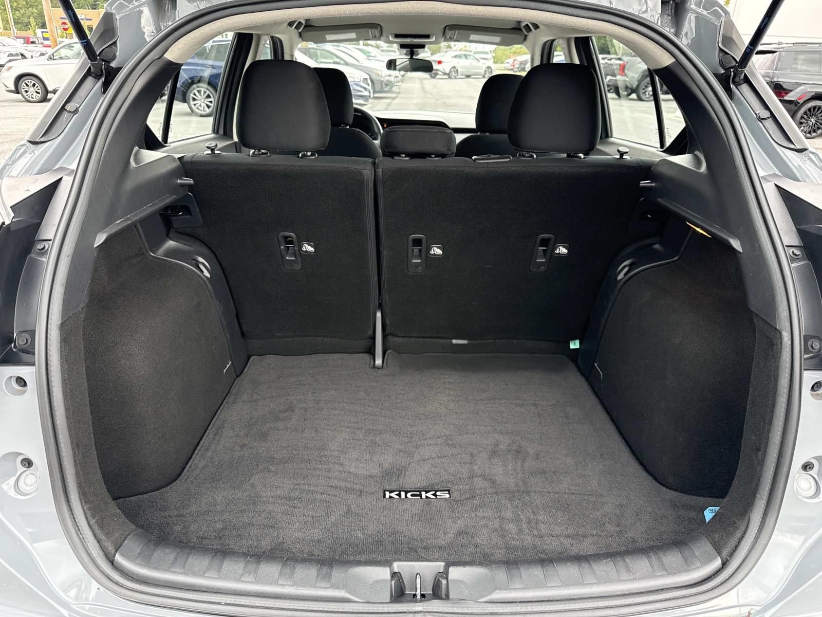 Used 2023 Nissan Kicks SV FWD image 27