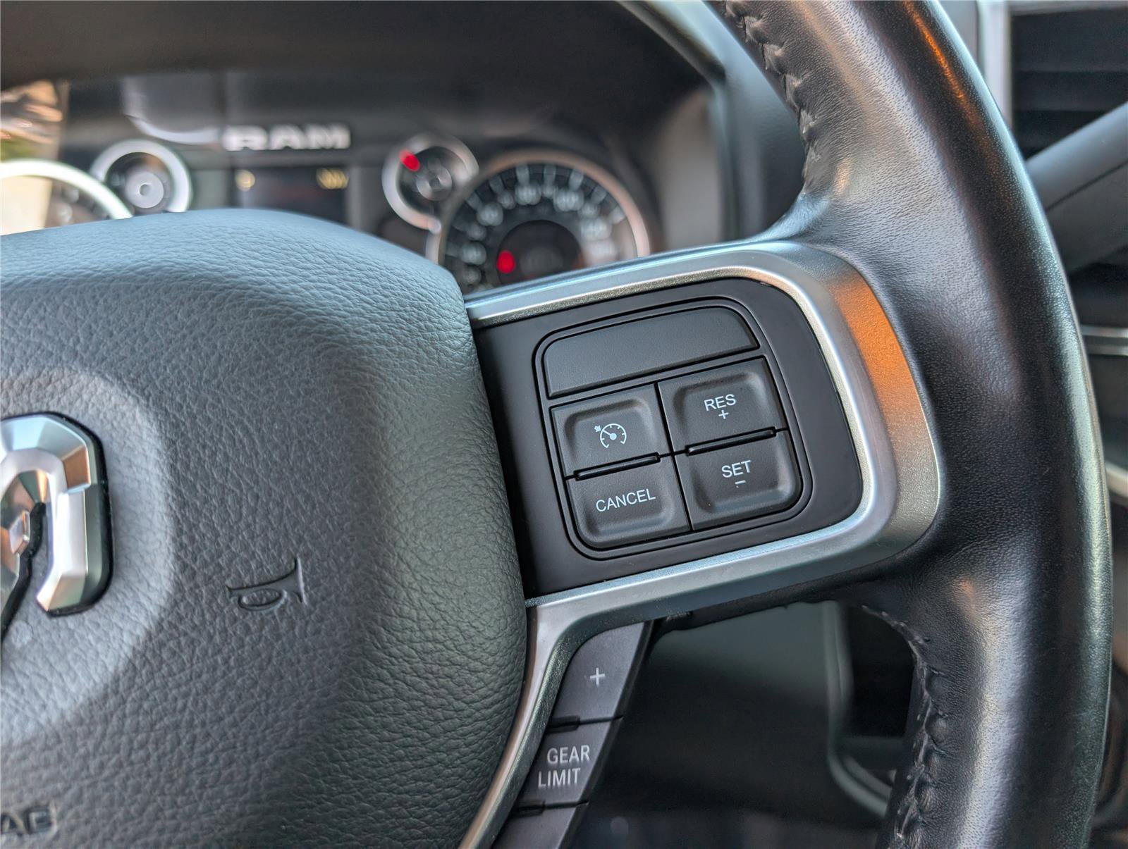 Used 2019 RAM 3500 Big Horn RWD image 23