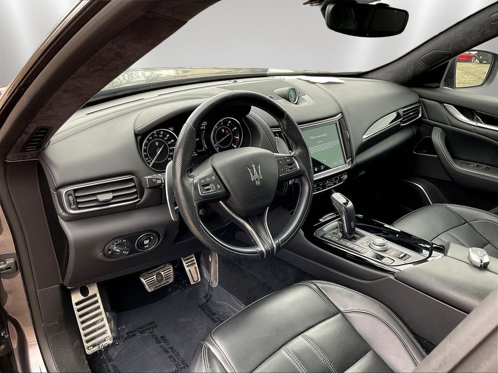 Used 2022 Maserati Levante Modena AWD/4WD image 16