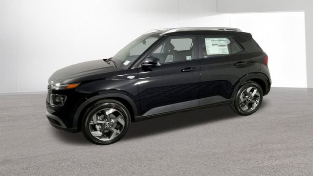 Certified 2025 Hyundai Venue SEL image 5