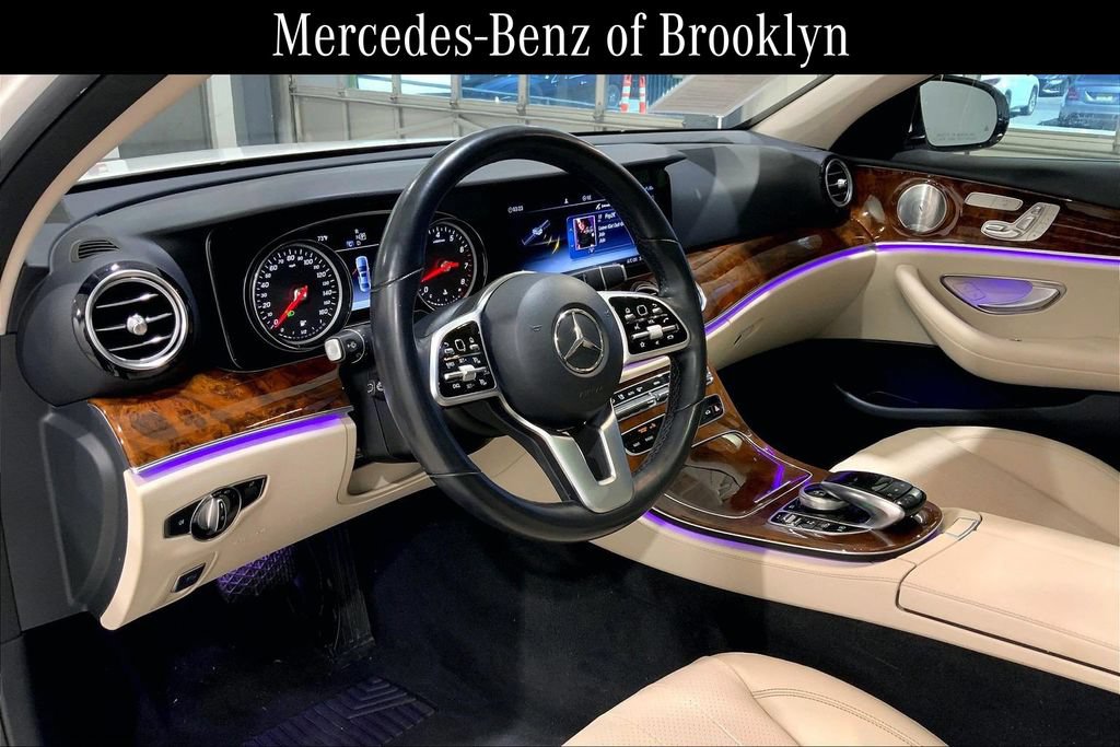 Used 2019 Mercedes-Benz E 300 4MATIC image 18