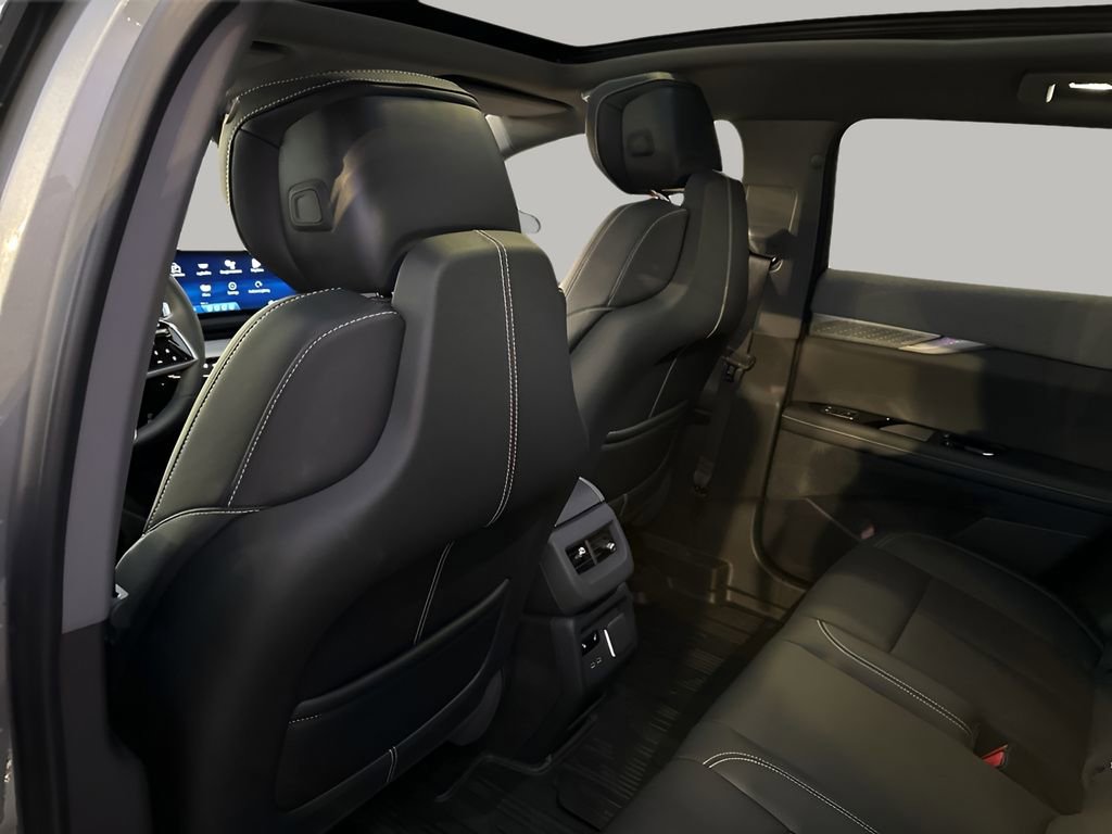 Certified 2025 Cadillac Optiq Sport 2 w/ LPO, Floor Liner Package image 14