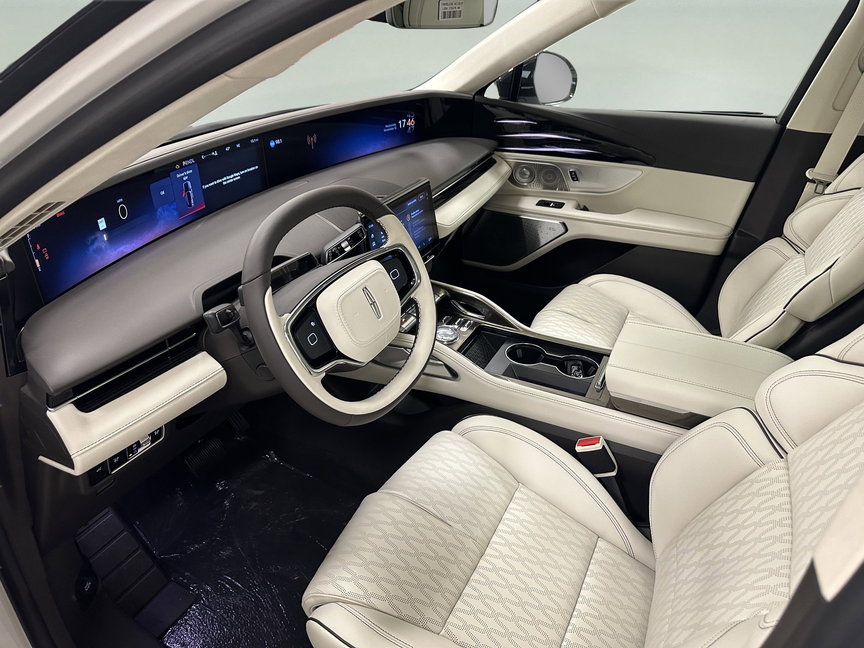 New 2026 Lincoln Nautilus Black Label image 9