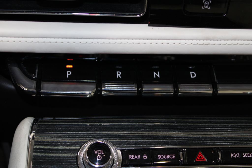 Used 2022 Lincoln Aviator Black Label w/ Dynamic Handling Package image 43