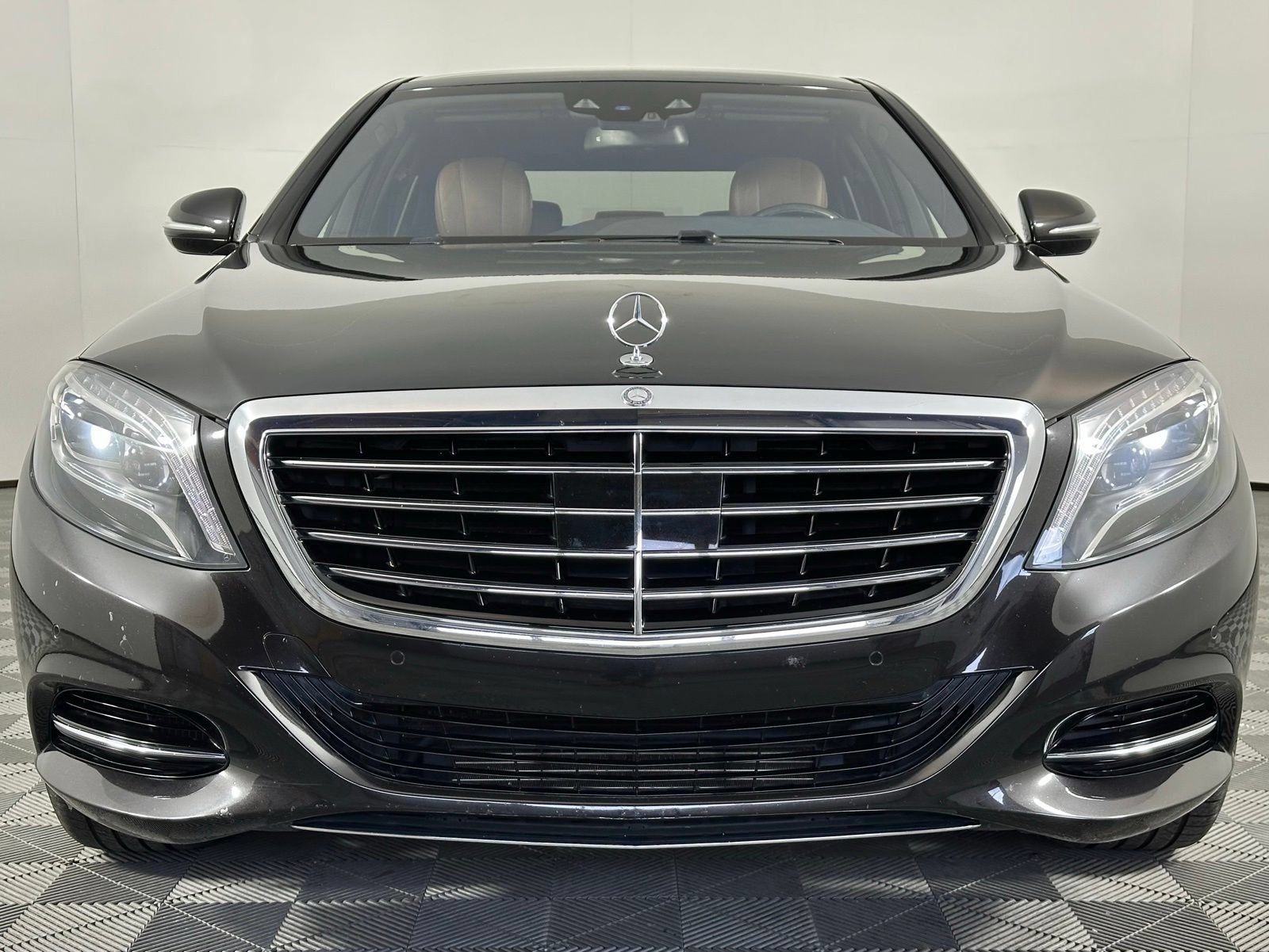Used 2014 Mercedes-Benz S 550 Sedan w/ Edition 1 Package image 4
