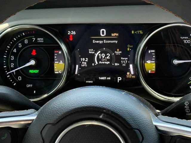 Used 2023 Jeep Wrangler Unlimited Sahara AWD/4WD image 17