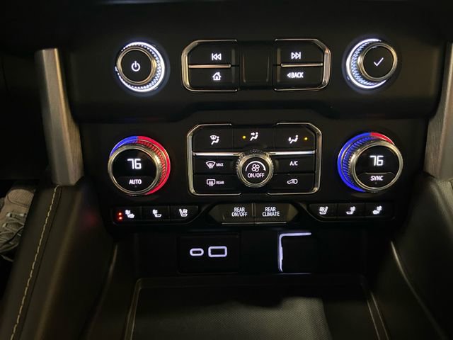 Used 2024 GMC Yukon SLT image 22