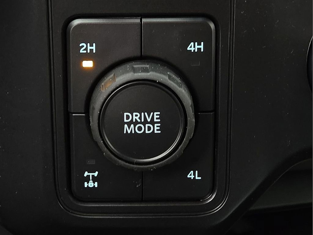 New 2026 Ford F250 Platinum image 16