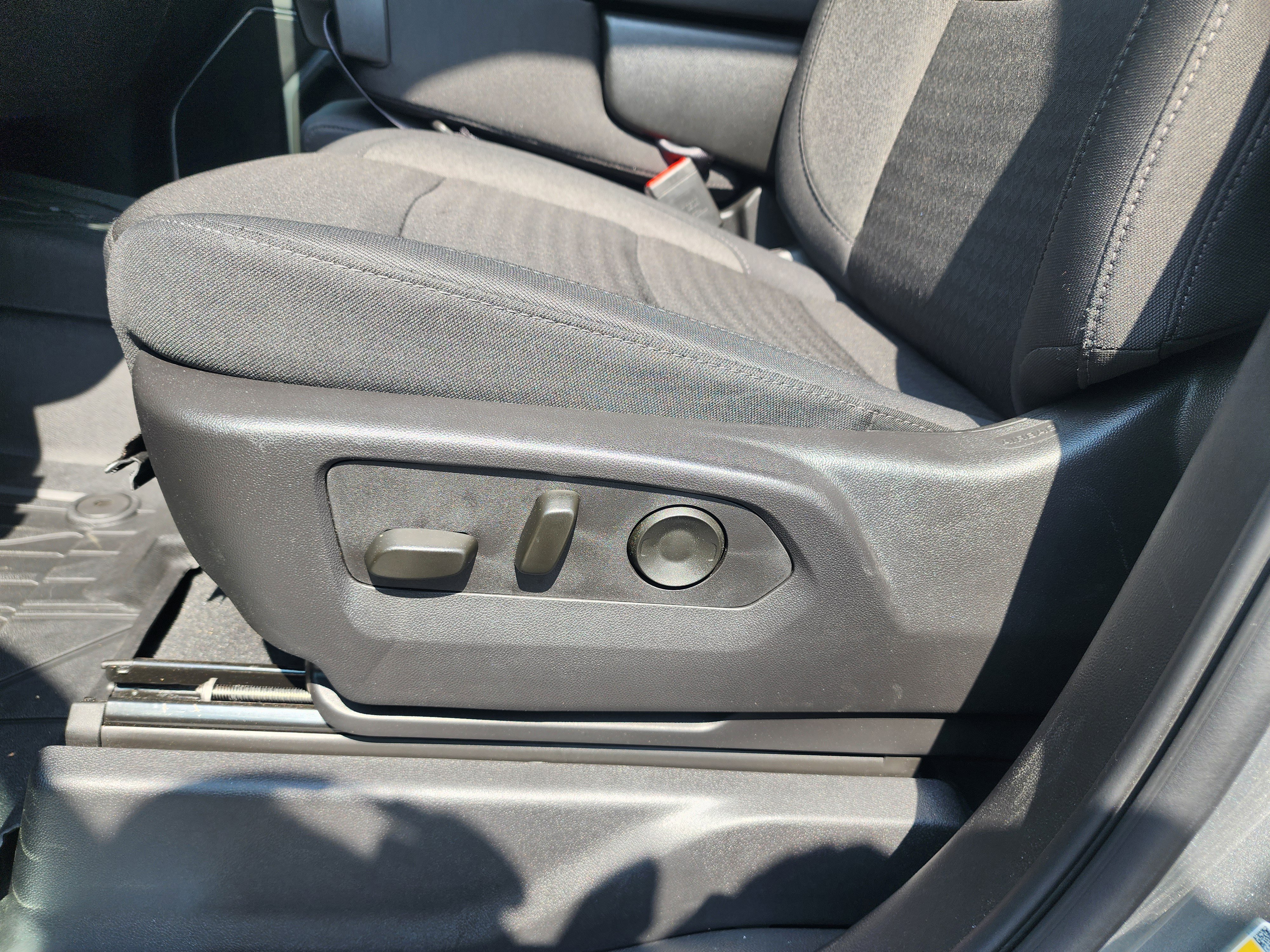 Used 2025 Chevrolet Silverado 1500 RST w/ Protection Package image 26