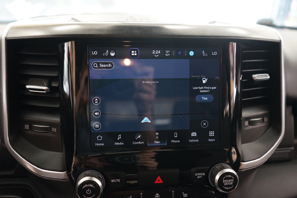 Used 2022 RAM 1500 Big Horn AWD/4WD image 8