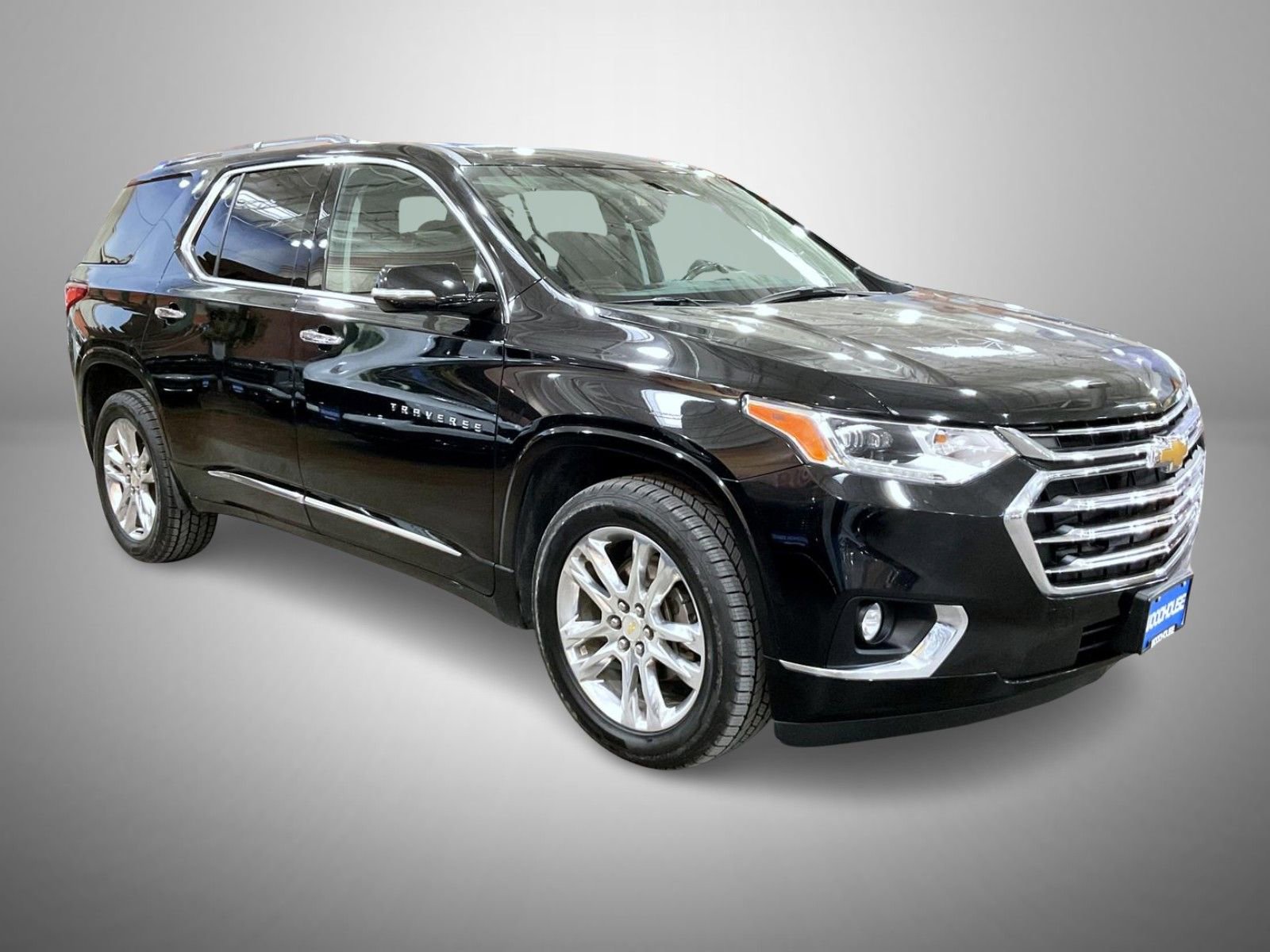 Used 2019 Chevrolet Traverse High Country image 3