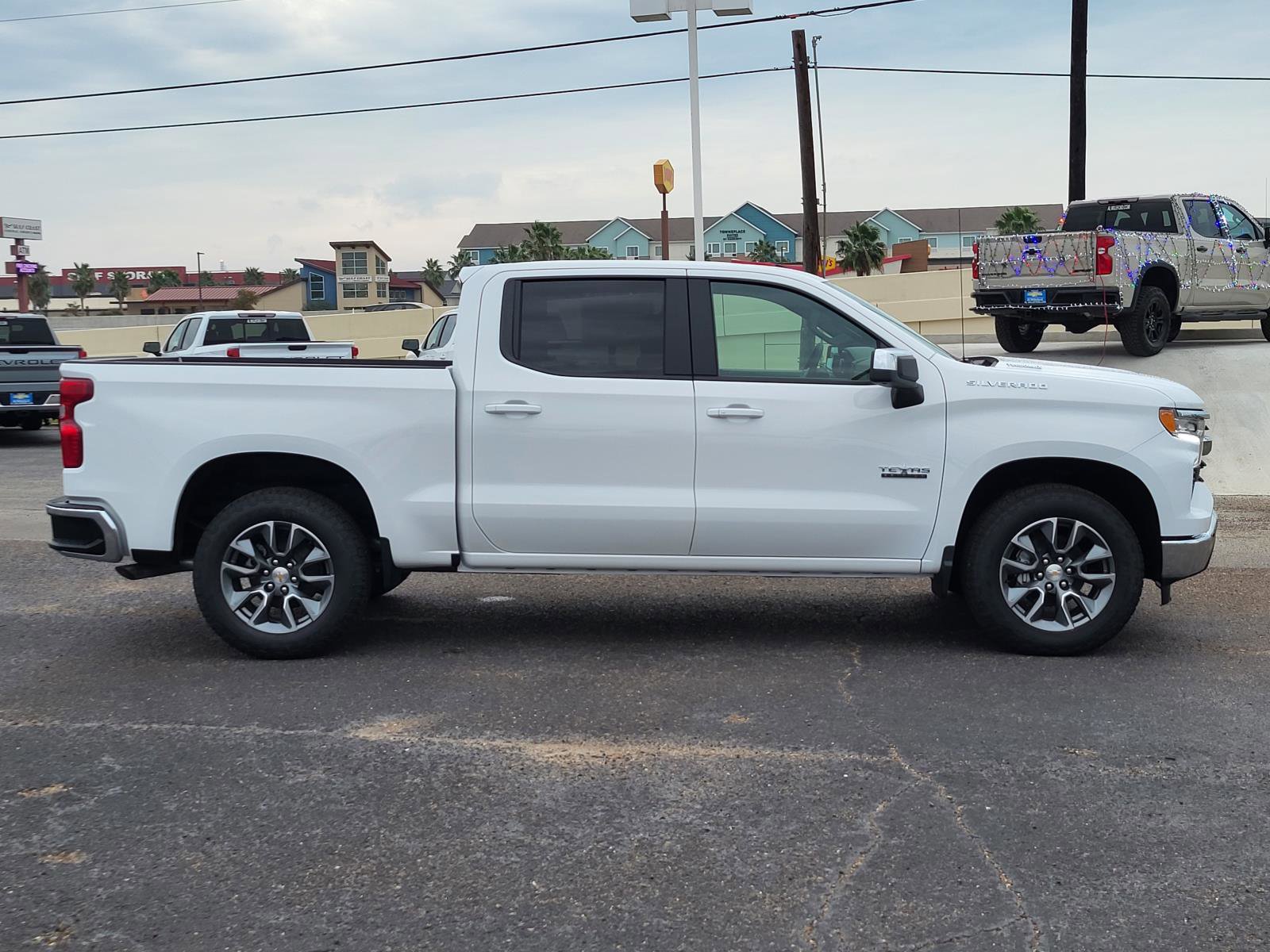 New 2026 Chevrolet Silverado 1500 LT w/ Texas Edition Plus image 6