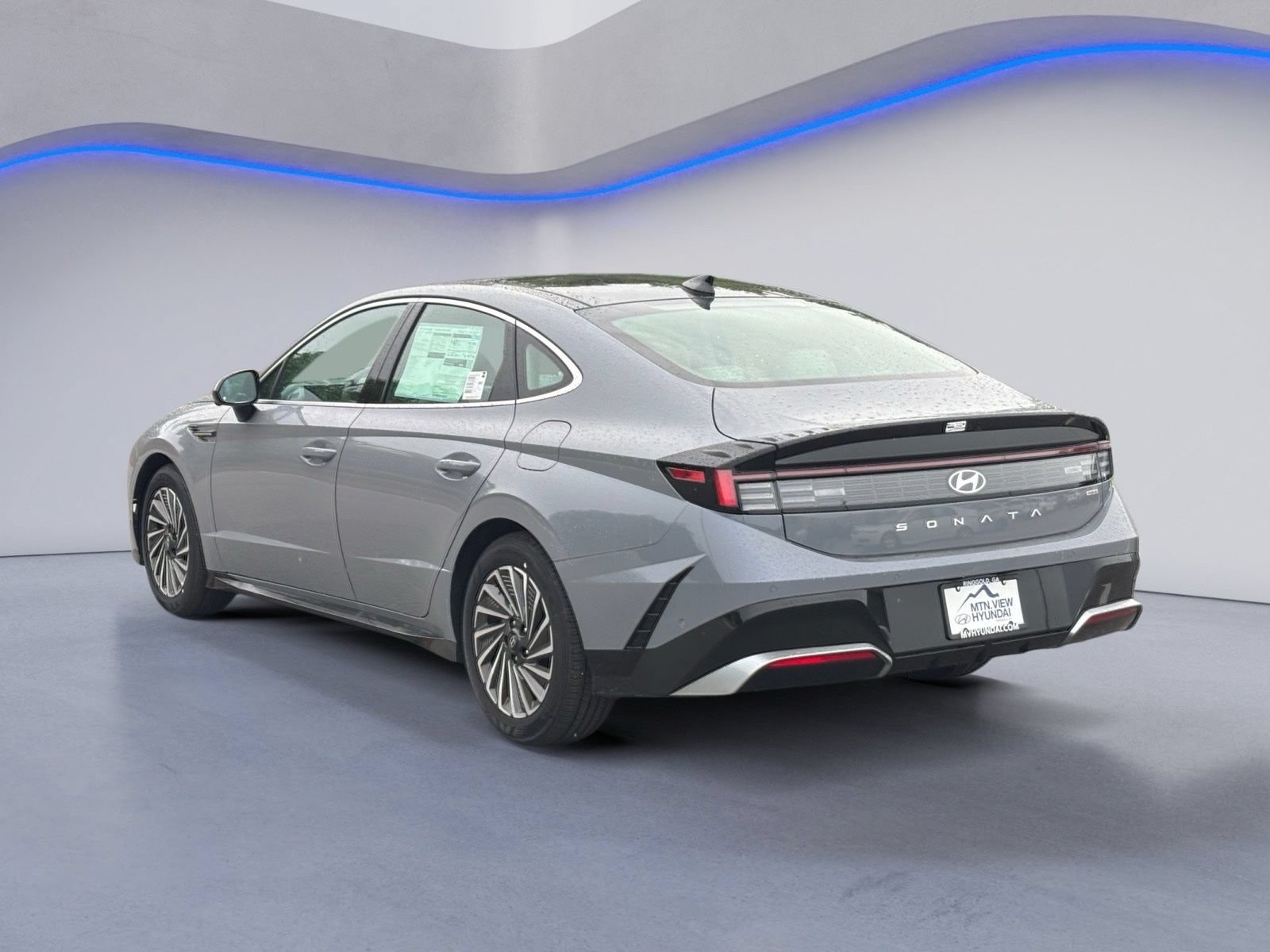 New 2026 Hyundai Sonata Limited FWD image 3