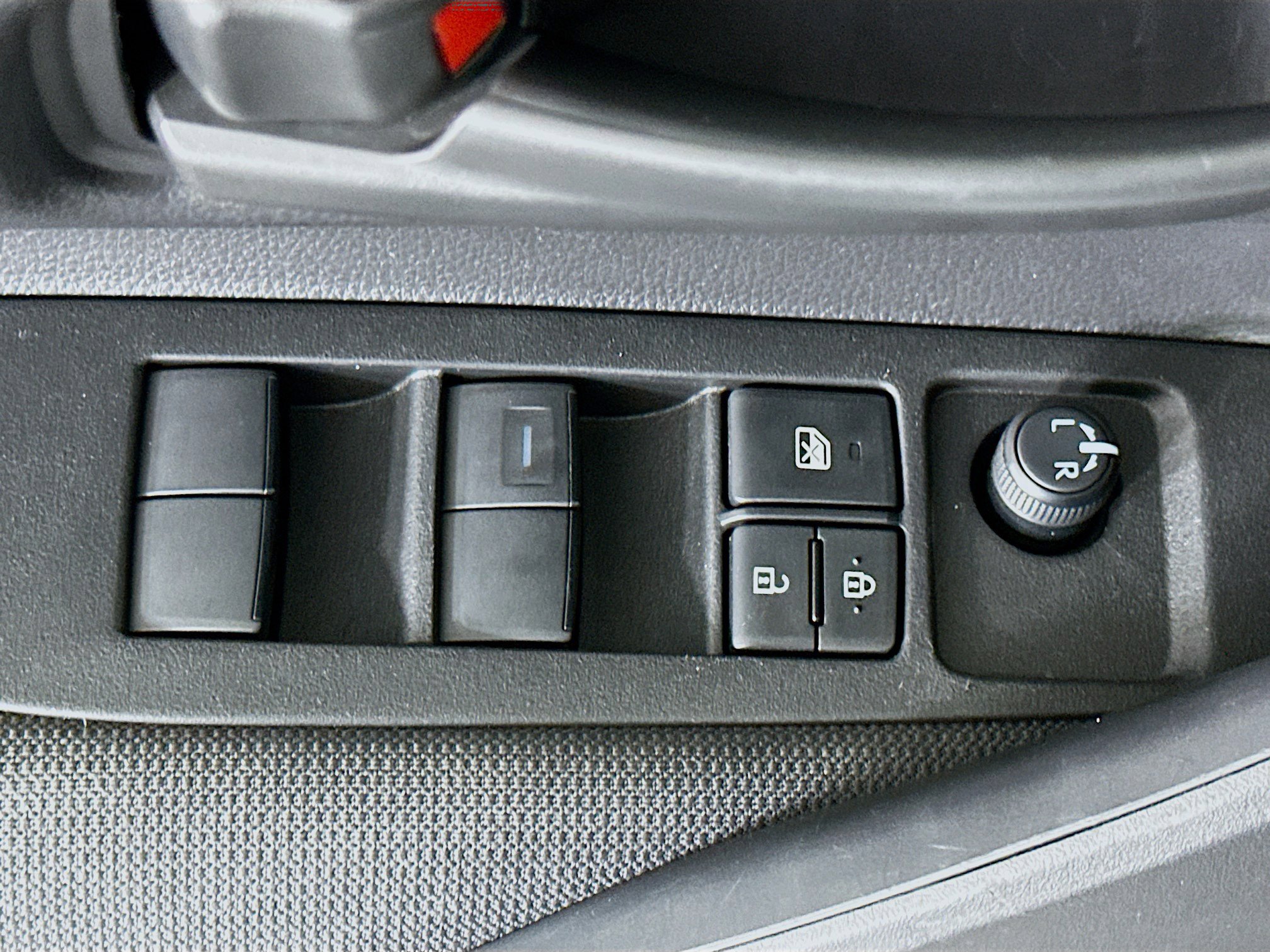 Used 2025 Toyota Corolla LE image 15