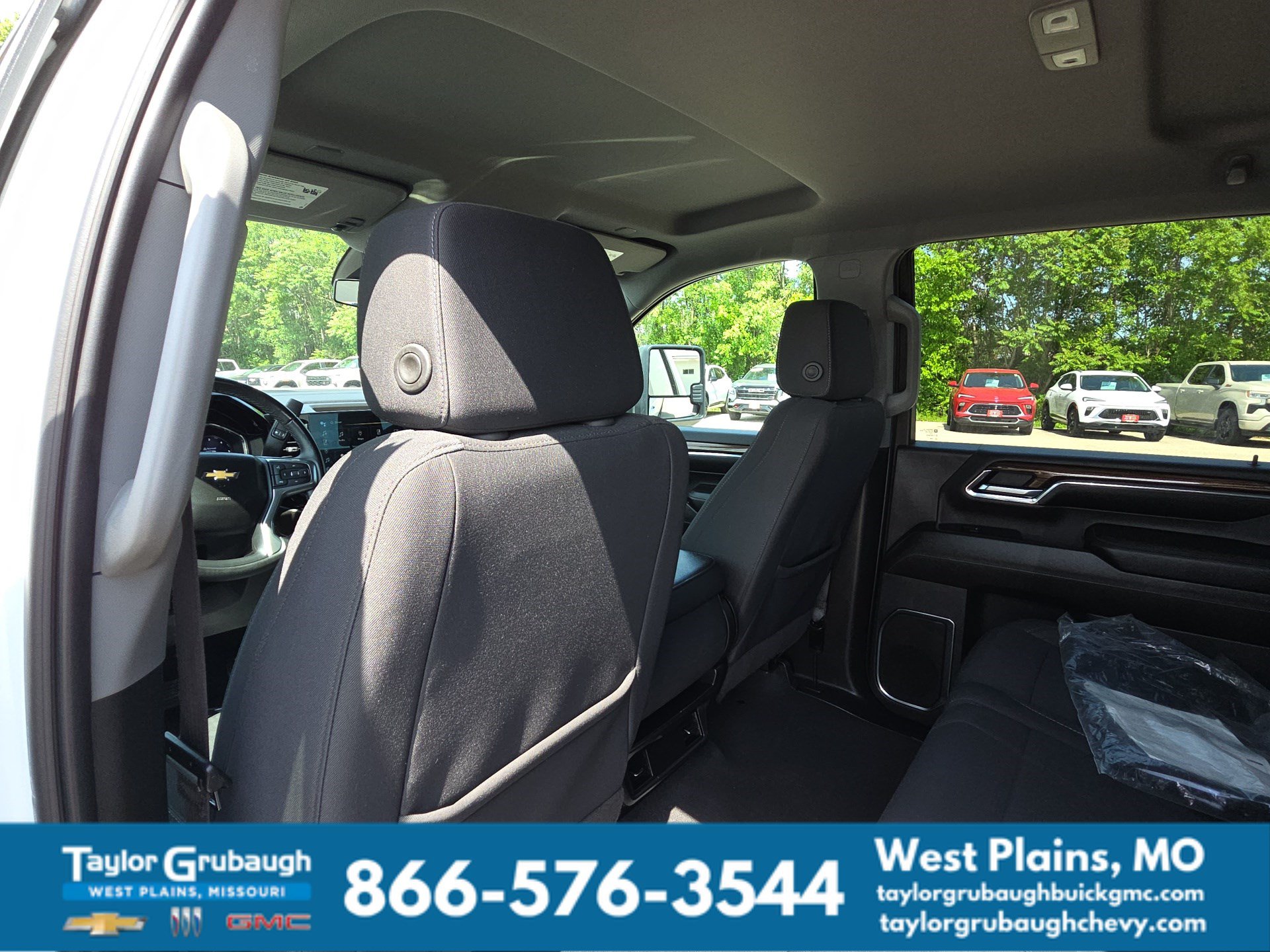 Used 2024 Chevrolet Silverado 3500 LT AWD/4WD image 28