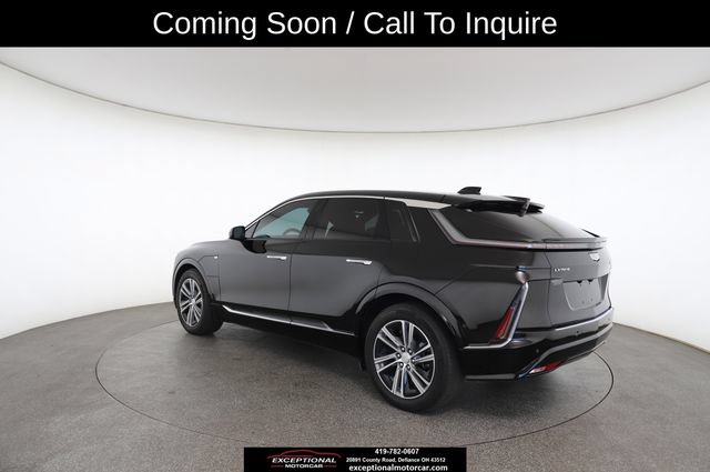 Used 2024 Cadillac Lyriq Luxury AWD/4WD image 17