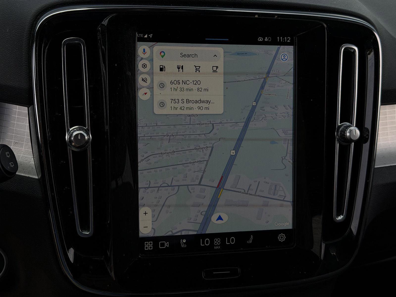 Used 2024 Volvo XC40 B5 Core image 13