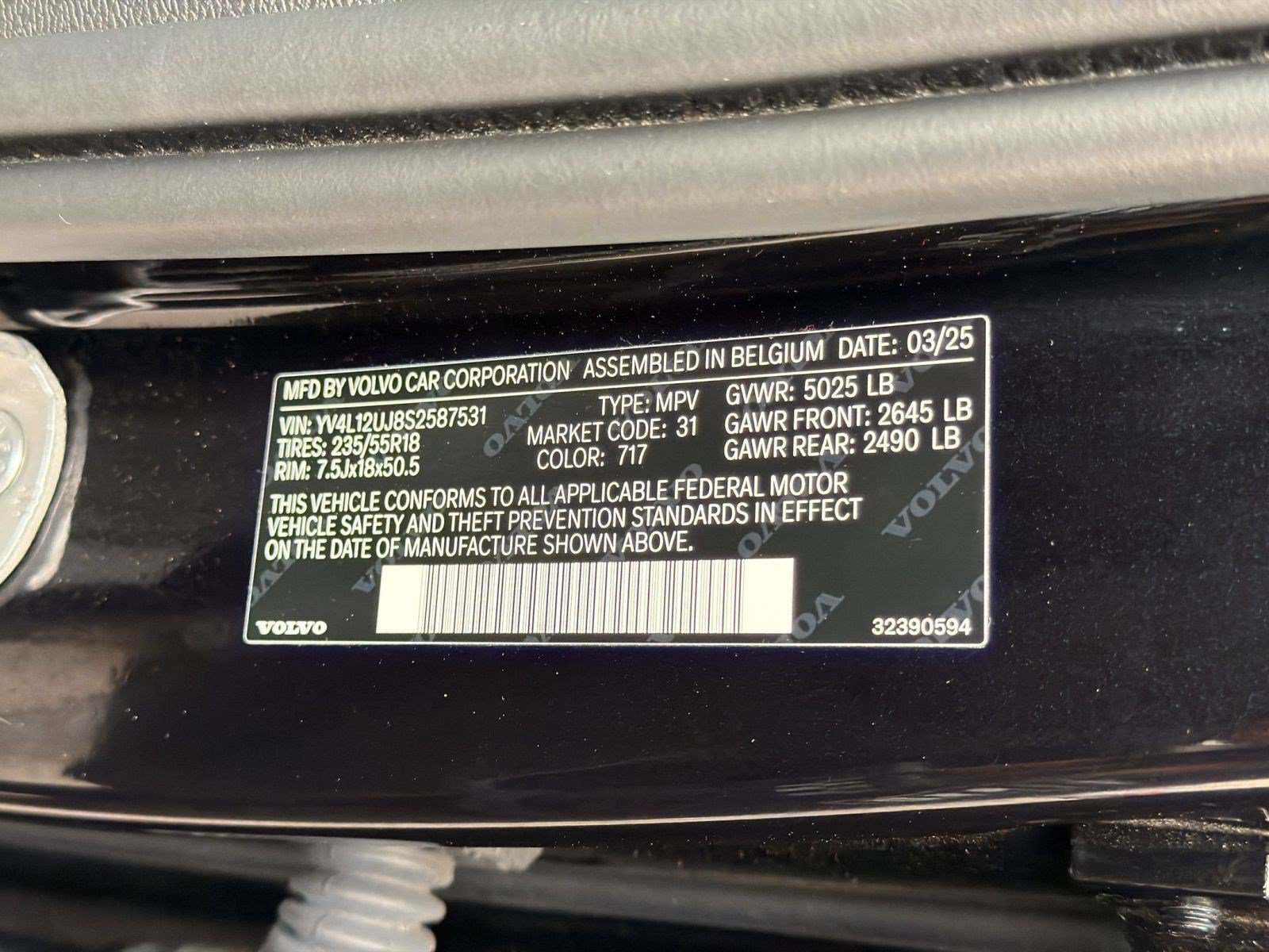 Used 2025 Volvo XC40 B5 Core AWD/4WD image 25