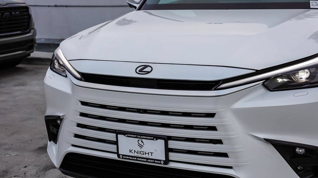 Used 2025 Lexus TX 350 AWD w/ Technology Package image 6