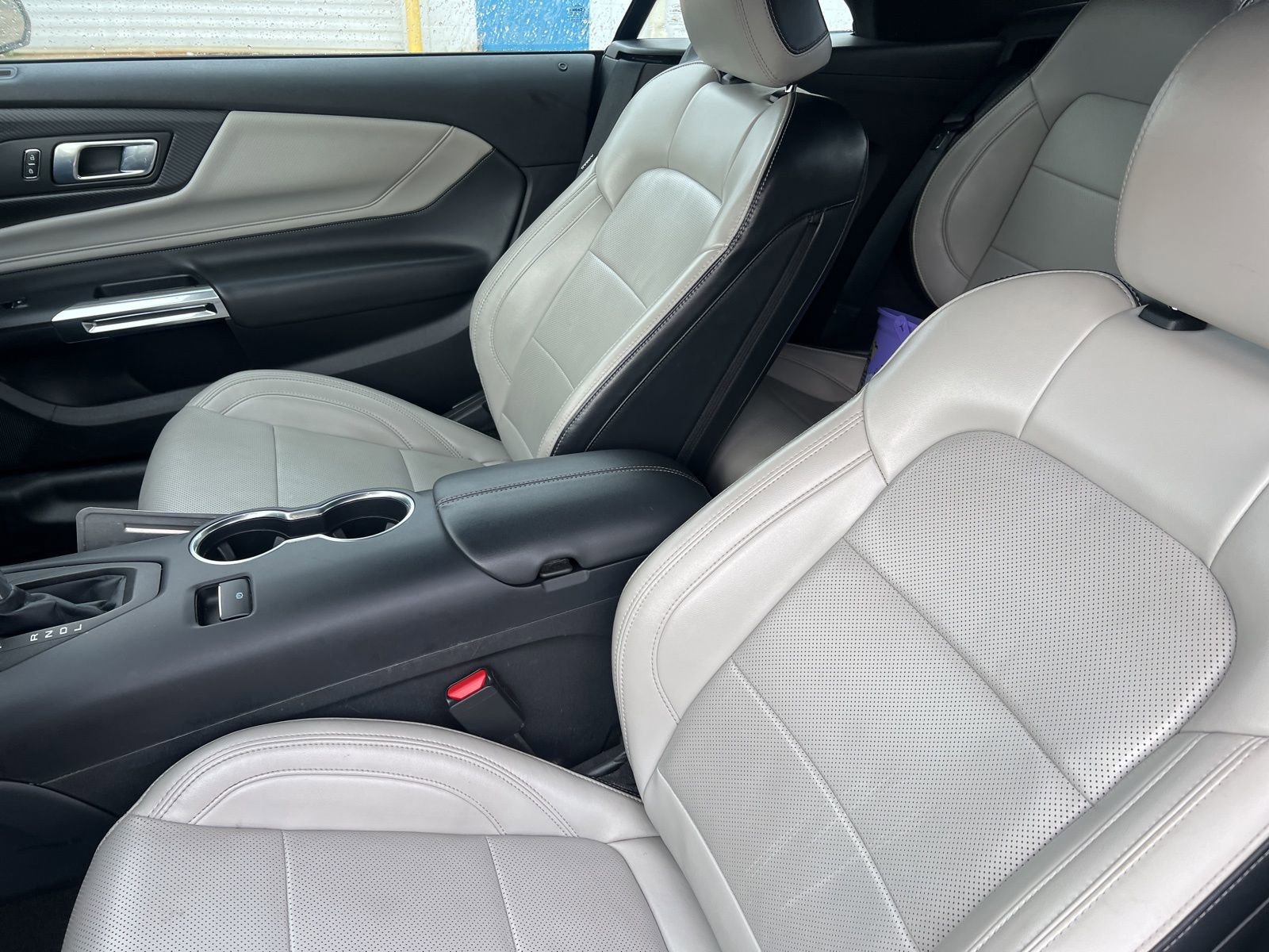 Used 2024 Ford Mustang Premium image 9