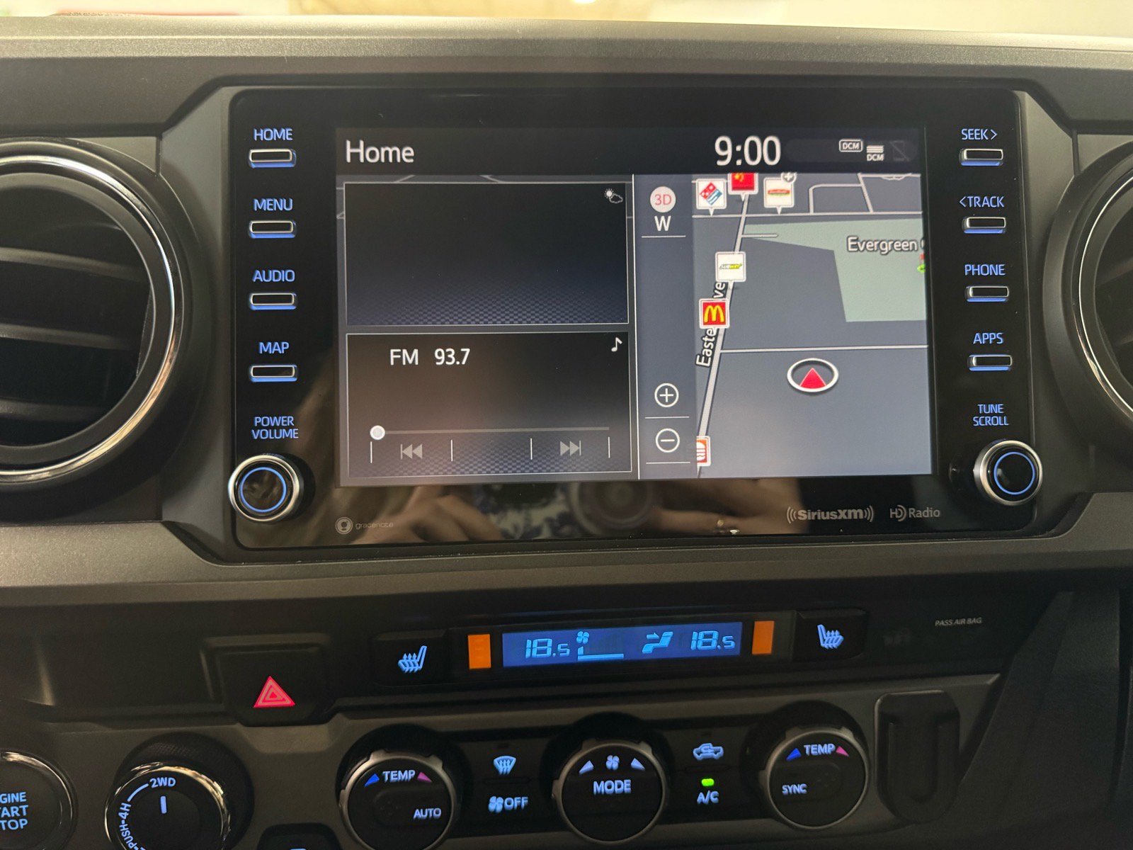 Used 2021 Toyota Tacoma TRD Sport AWD/4WD image 21