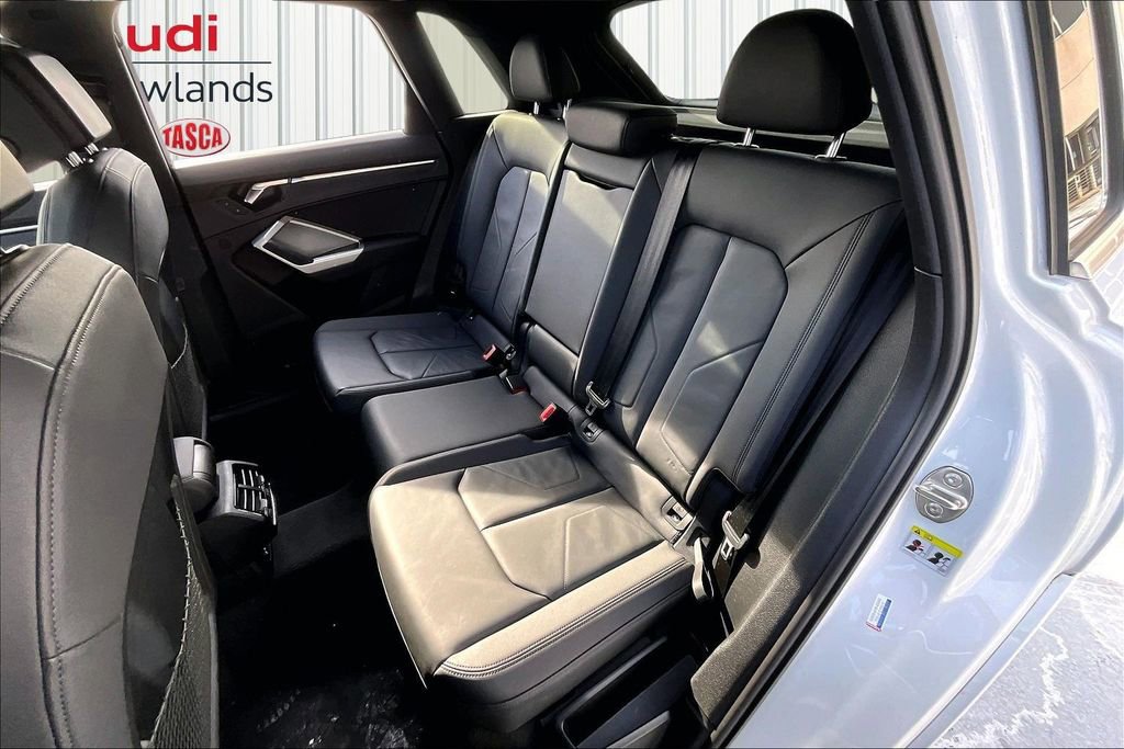 Used 2024 Audi Q3 2.0T Premium Plus w/ Premium Plus Package image 23
