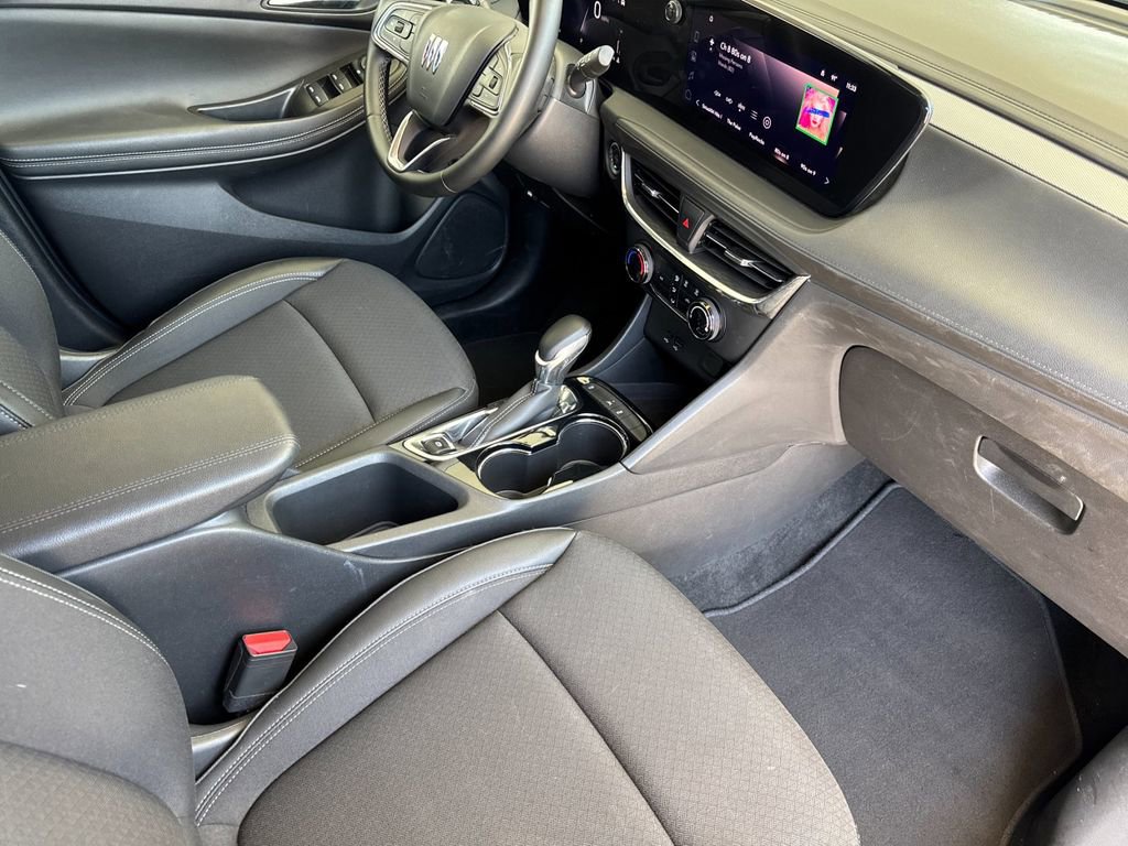 Used 2025 Buick Encore GX Preferred FWD image 16