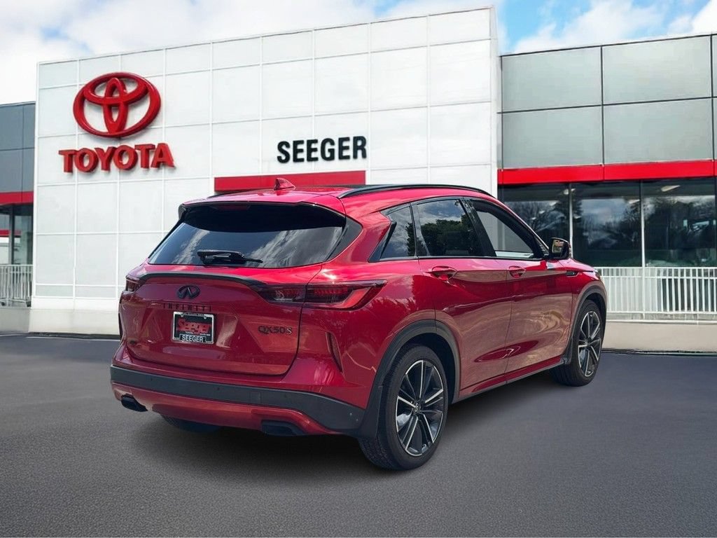 Used 2023 INFINITI QX50 Sport AWD/4WD image 3