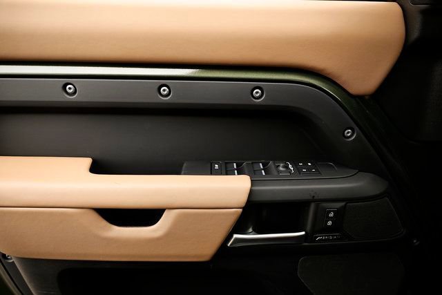 New 2026 Land Rover Defender 130 S image 21