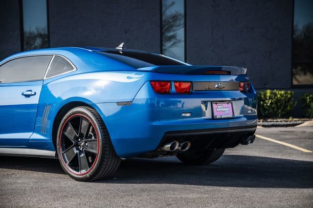 Used 2013 Chevrolet Camaro SS w/ Hot Wheels Special Edition RWD image 56