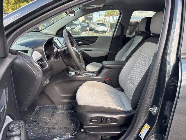 Used 2020 Chevrolet Equinox LS w/ LS Convenience Package image 5