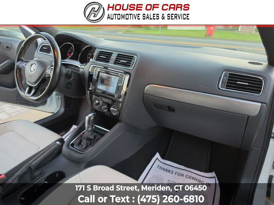 Used 2016 Volkswagen Jetta Sport FWD image 28