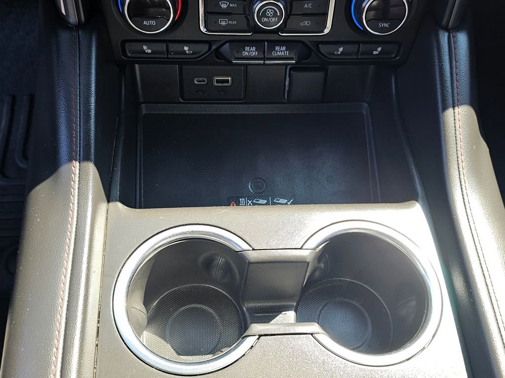 Used 2021 Chevrolet Suburban RST image 25