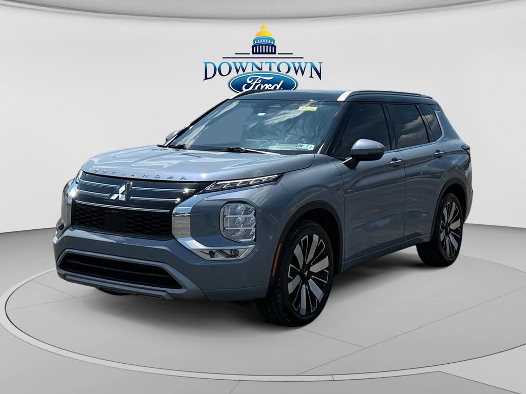 Used 2025 Mitsubishi Outlander SEL FWD image 7