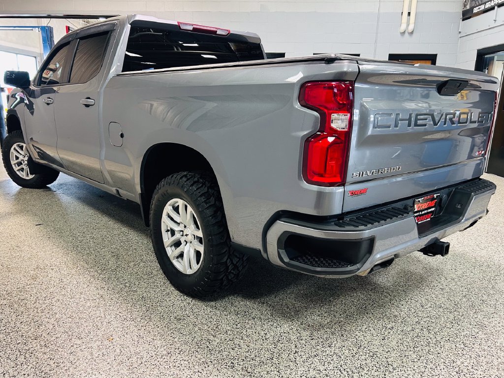 Used 2021 Chevrolet Silverado 1500 RST w/ Max Trailering Package AWD/4WD image 4