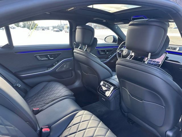 Used 2025 Mercedes-Benz S 580 4MATIC Sedan image 22