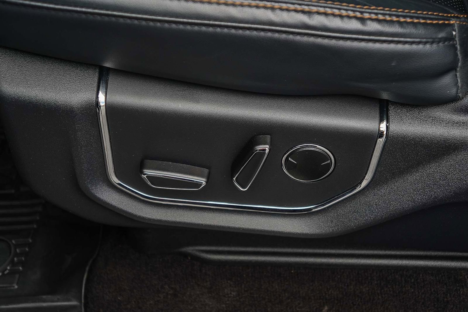 Certified 2023 Ford Expedition Max Platinum AWD/4WD image 23