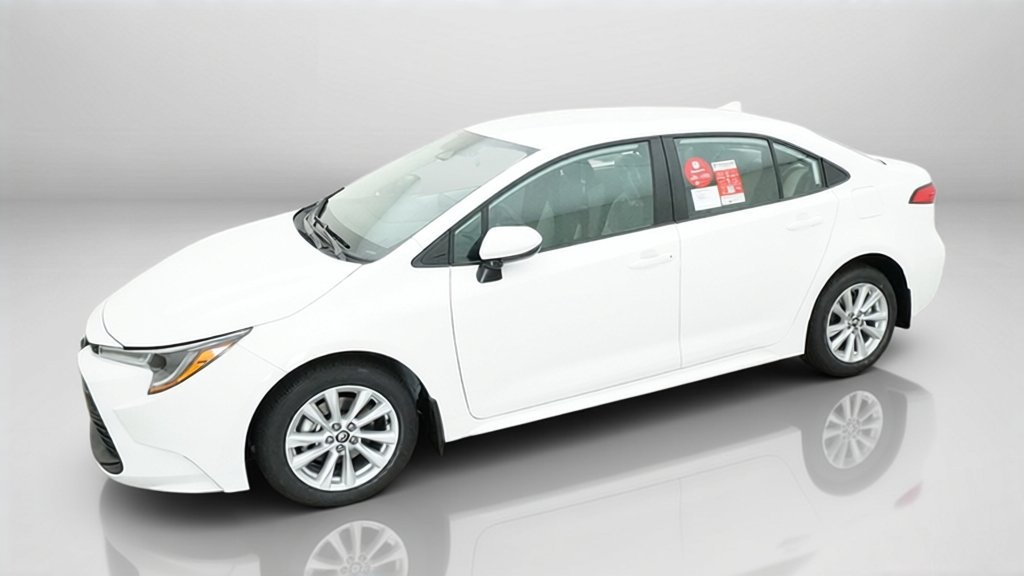New 2027 Toyota Corolla LE FWD image 3