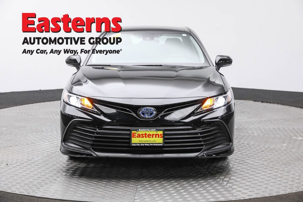 Used 2024 Toyota Camry LE FWD image 2