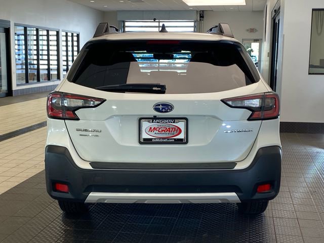 Used 2023 Subaru Outback Limited image 5