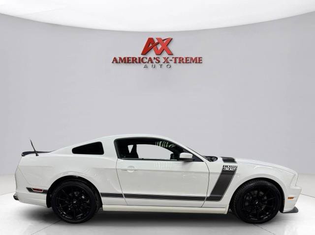 Used 2013 Ford Mustang Boss 302 w/ Boss 302 Accessory Pkg RWD image 9
