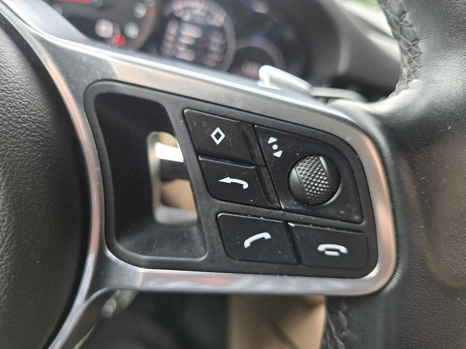 Used 2020 Porsche Cayenne AWD/4WD image 29