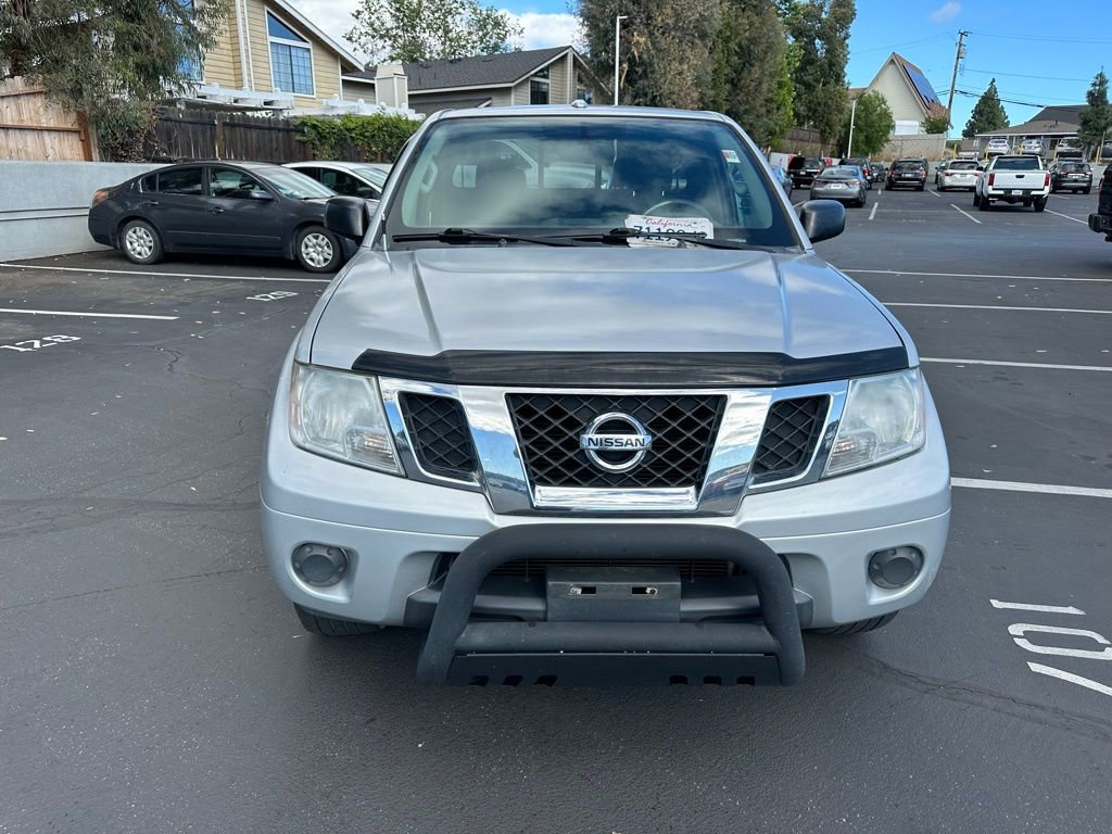 Used 2017 Nissan Frontier SV image 4