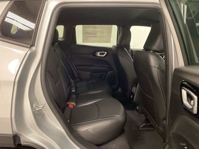 New 2026 Jeep Compass Limited AWD/4WD image 25