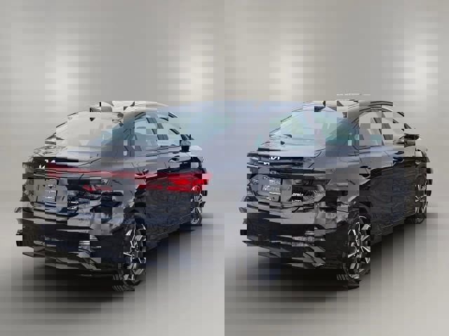 Used 2023 Kia Forte LXS w/ LXS Technology Package image 5