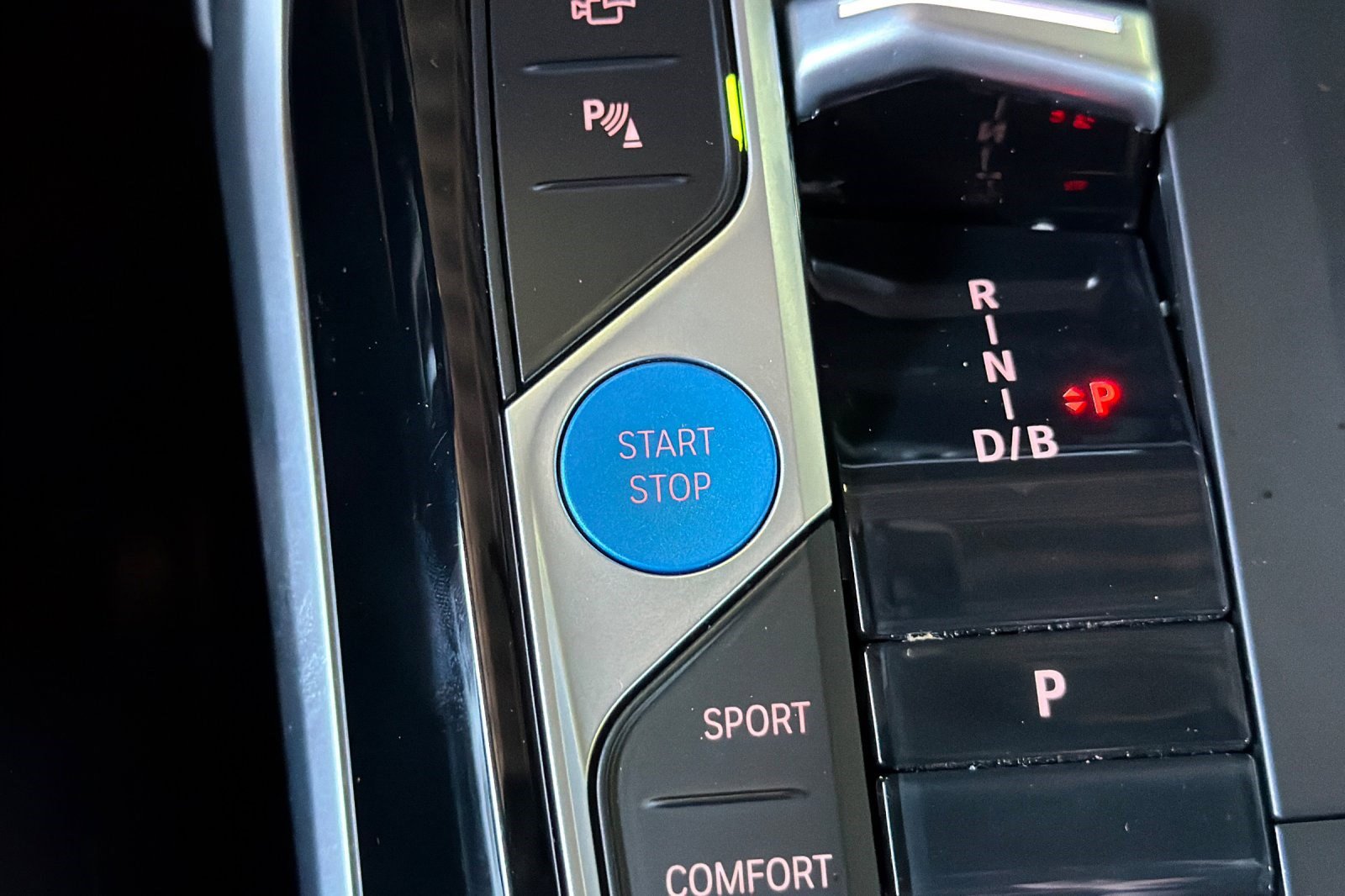 Certified 2023 BMW i4 eDrive35 w/ Parking Assistance Package image 29