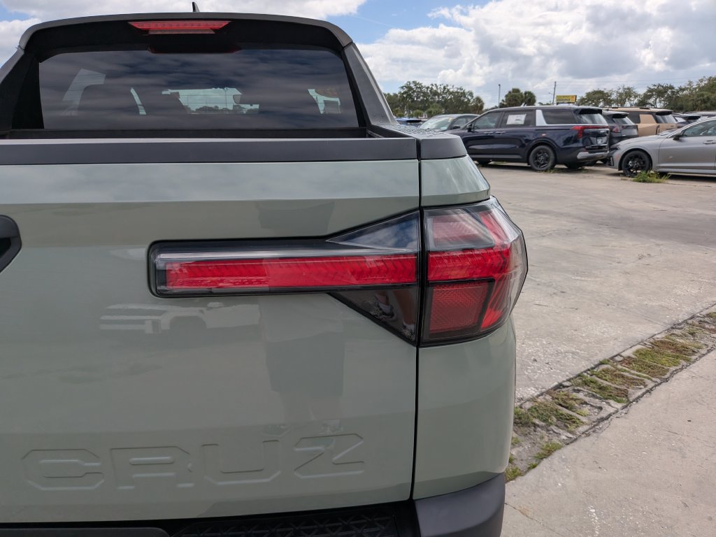 Used 2022 Hyundai Santa Cruz SEL FWD image 11