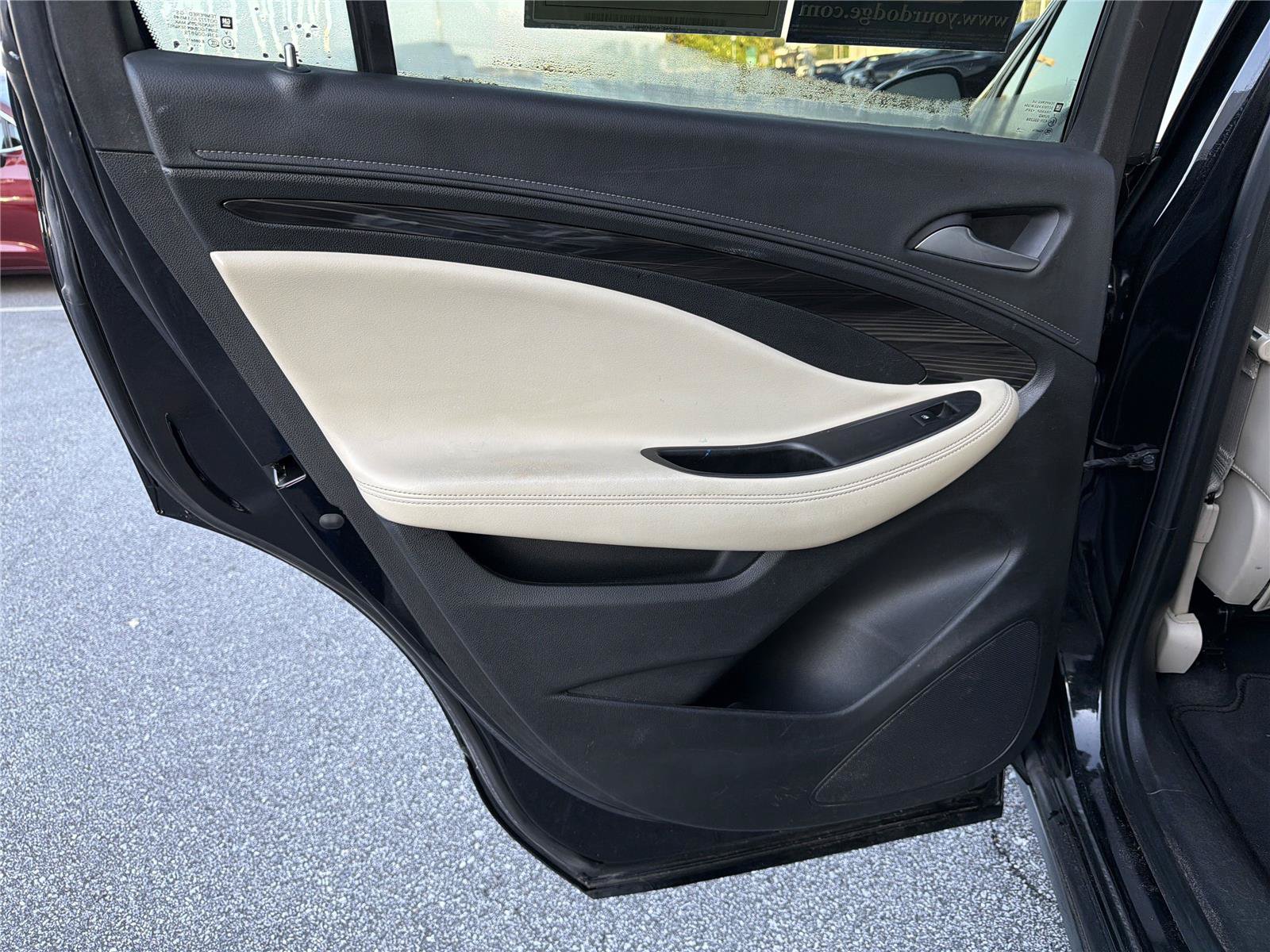 Used 2019 Buick Envision Preferred FWD image 21
